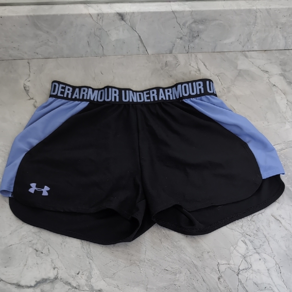 Under Armour Black and Violet Athletic Shorts Lightweight Breathable